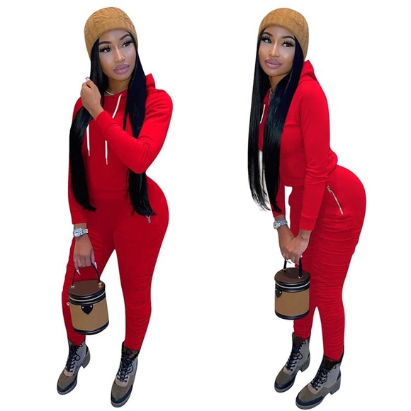 Red Stacked Pullover Set - Picture 2 of 6